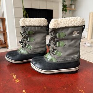 Sorel Green and Black Size 1 YOOT PAC™ Nylon Youth Waterproof Boot